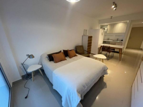 Studio In San Telmo- Paseo De La Cisterna 330